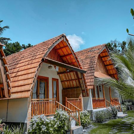 Mertha Sari Resto & Bungalow Klungkung Екстер'єр фото