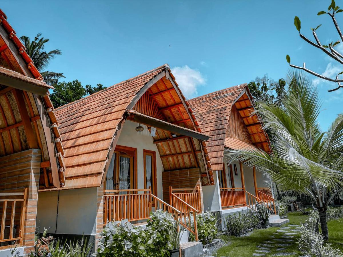 Mertha Sari Resto & Bungalow Klungkung Екстер'єр фото